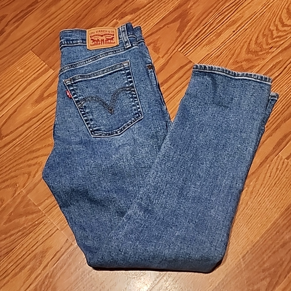 Levi's wedgie straight jeans 26 button fly